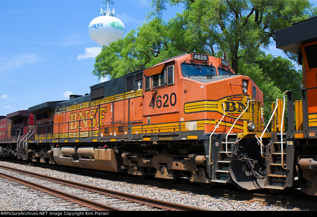 BNSF 4620